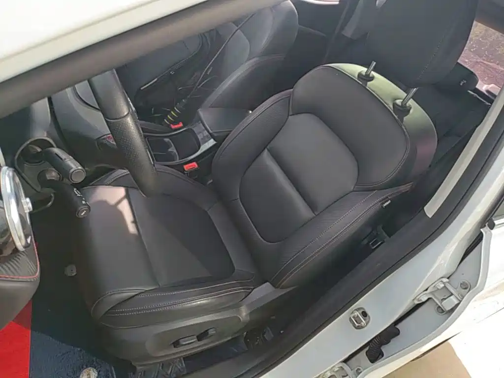 MG ZS — миниатюра 15