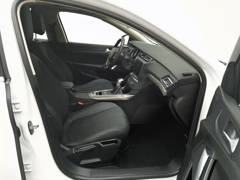 Peugeot 408 — миниатюра 23