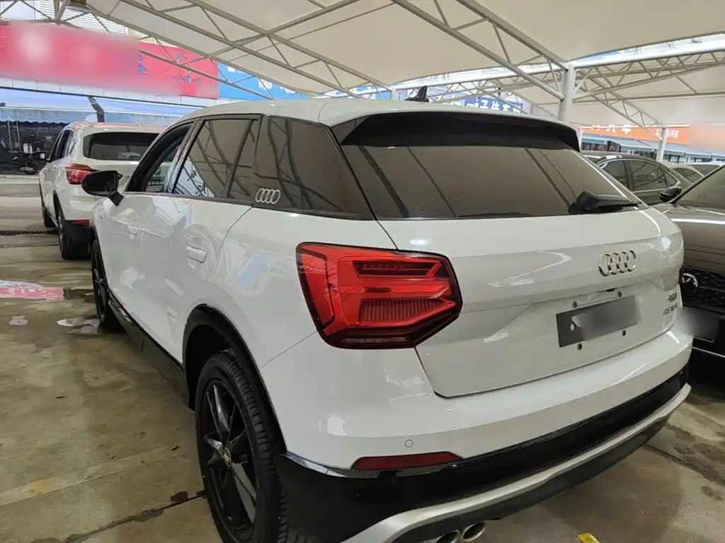 Audi Q2L — миниатюра 5