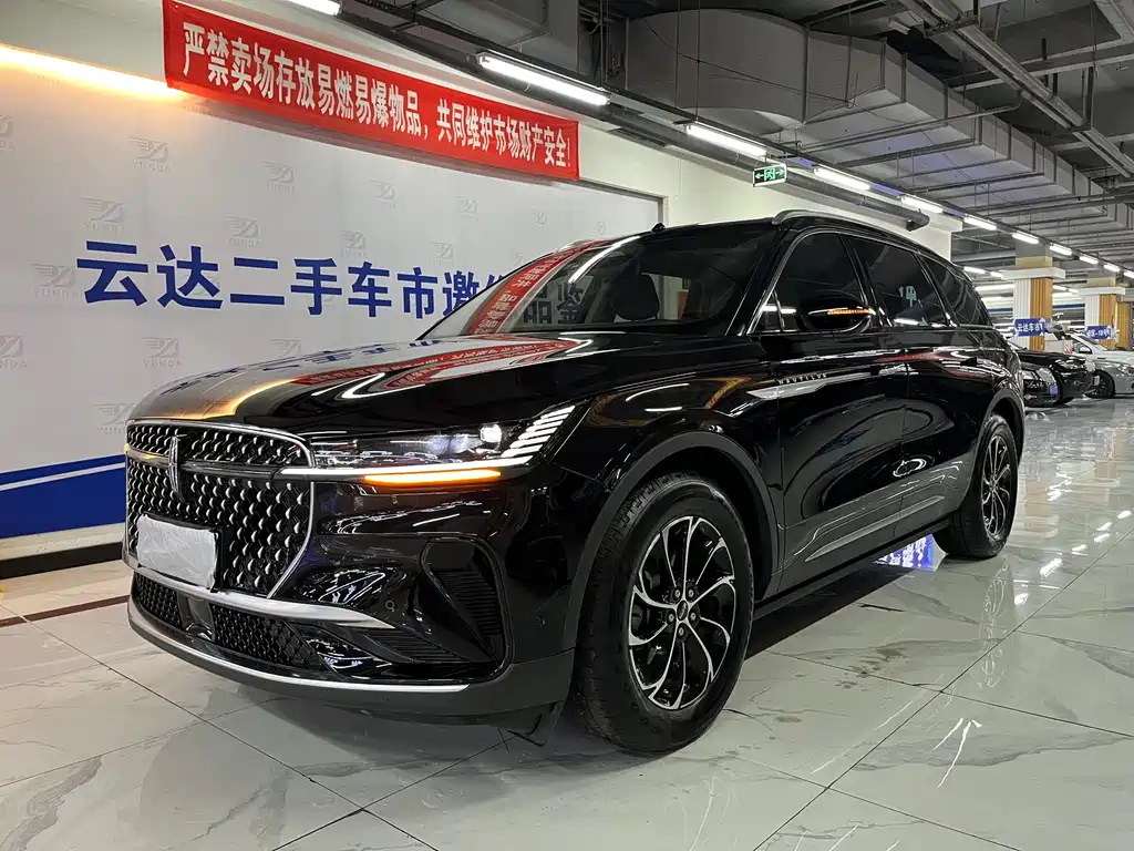 Lincoln Nautilus 2.0T 4WD Premium Edition, фото 2