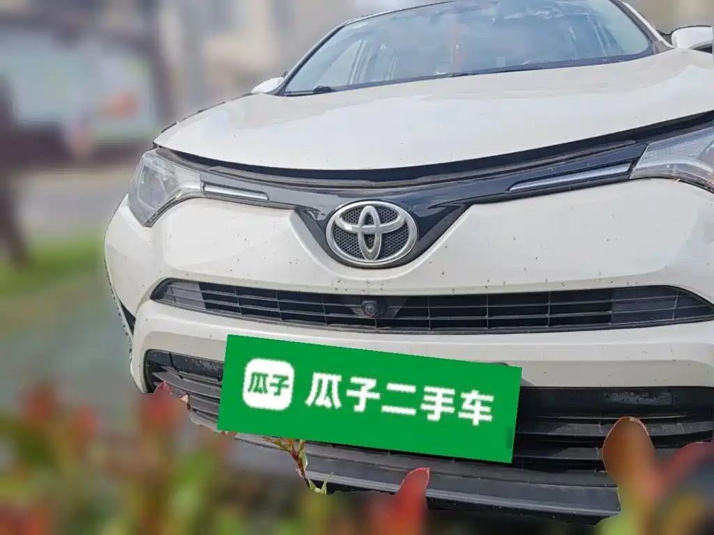 Toyota RAV4 — миниатюра 23
