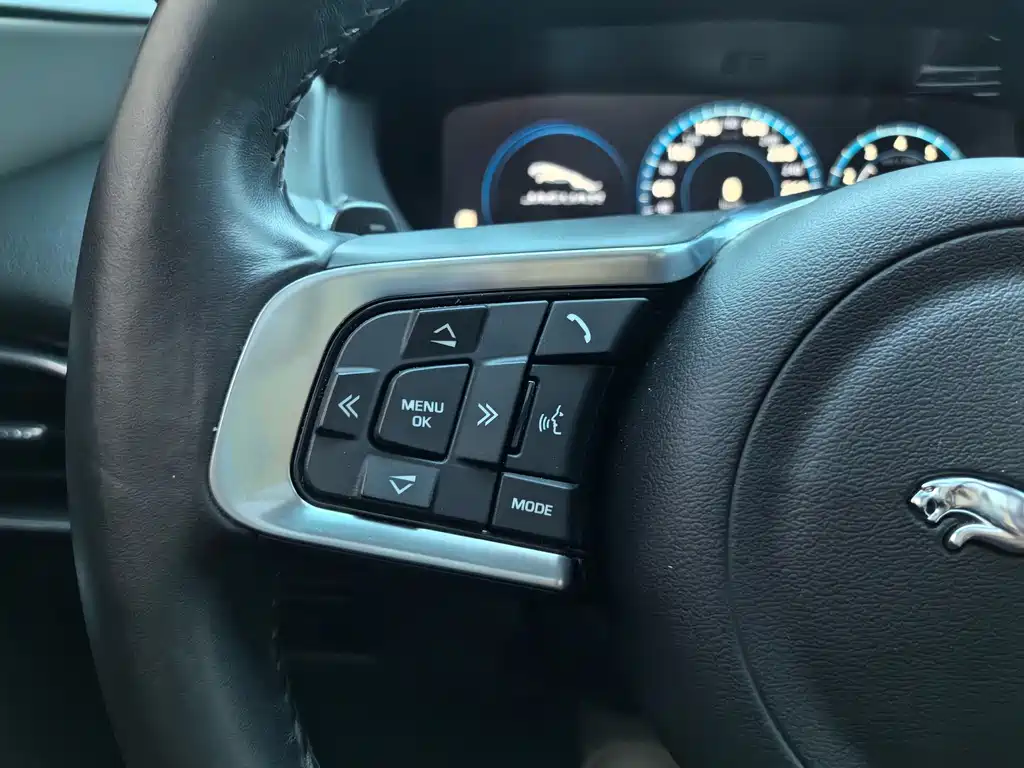 Jaguar XEL — миниатюра 16