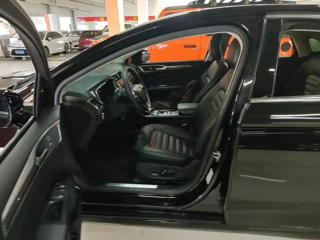 Ford Mondeo — миниатюра 15