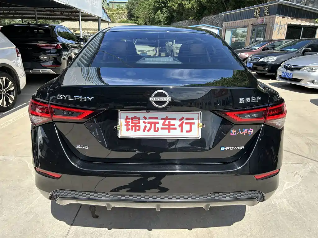 Nissan Sylphy — миниатюра 8