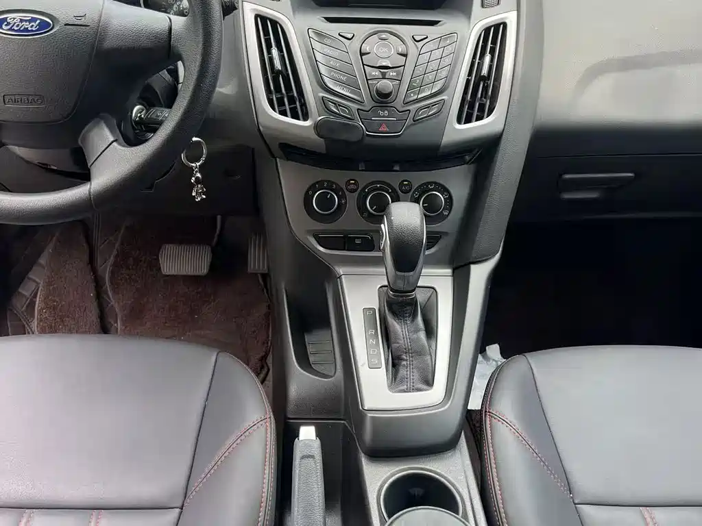 Ford Focus — миниатюра 5