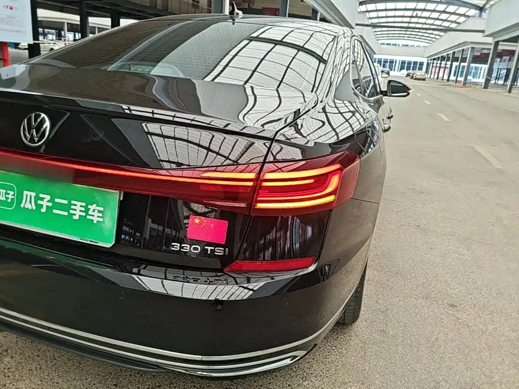Volkswagen Passat — миниатюра 8