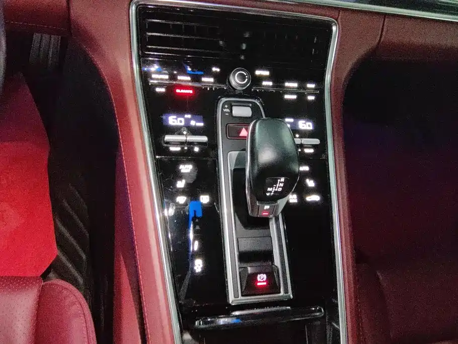 Porsche Panamera — миниатюра 16