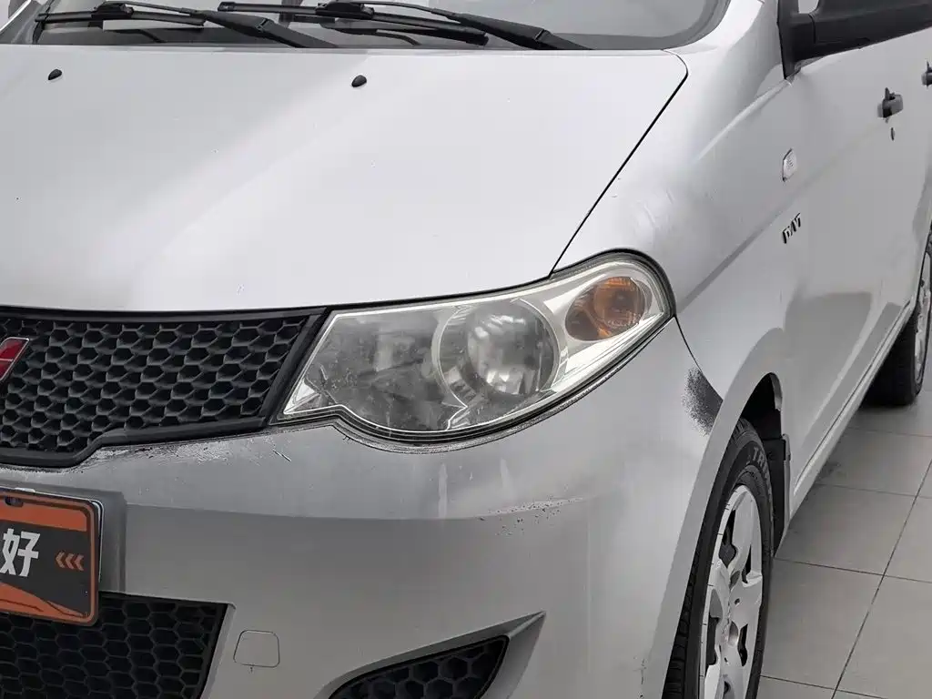 Wuling Hongguang — миниатюра 7