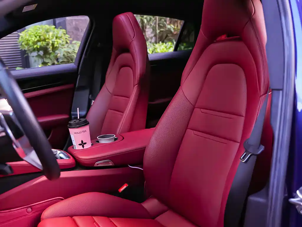 Porsche Panamera — миниатюра 10