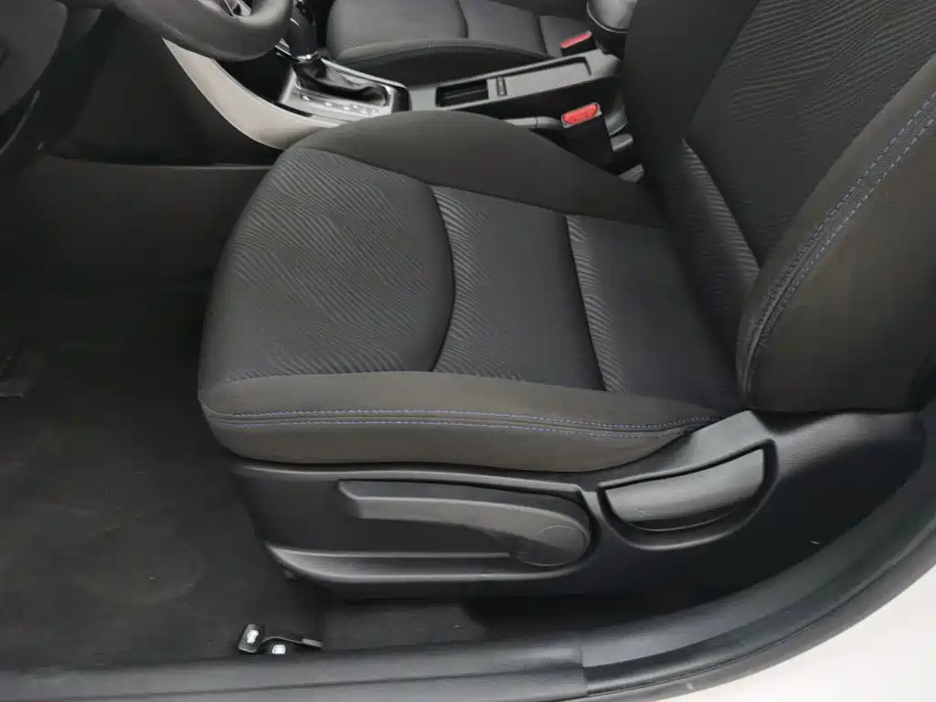 Hyundai Elantra Langdong — миниатюра 20