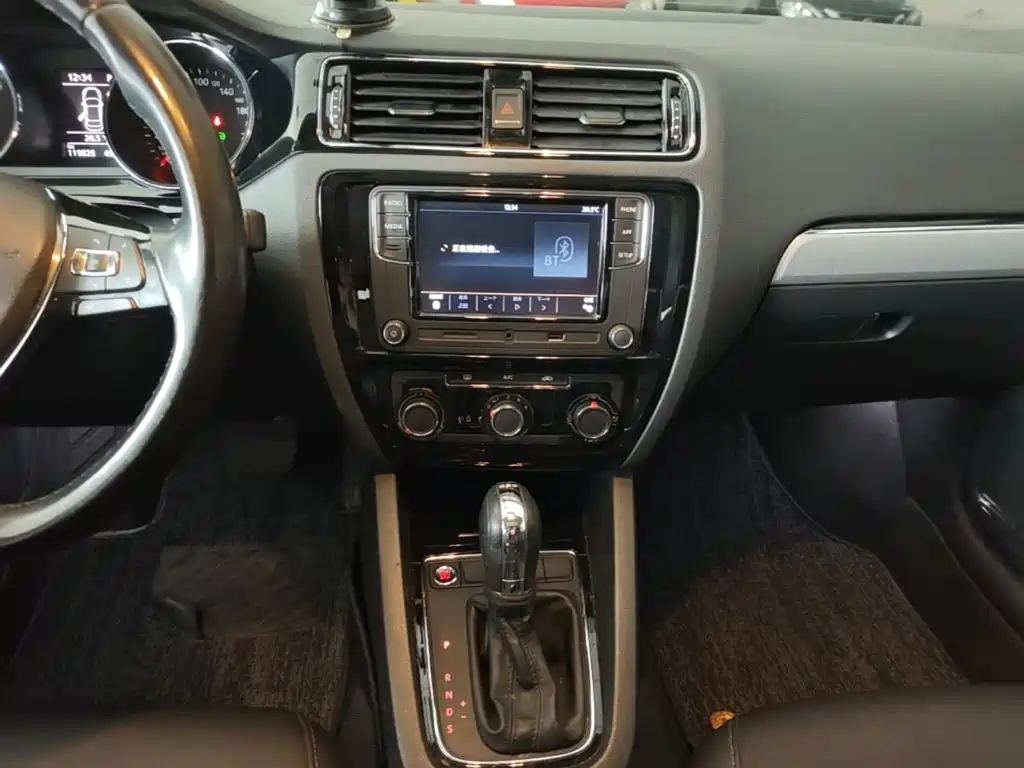 Volkswagen Sagitar — миниатюра 13