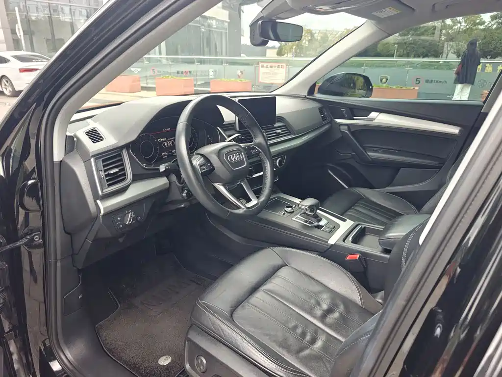 Audi Q5L — миниатюра 7