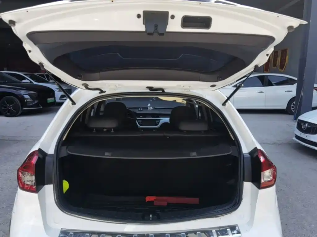 Geely Vision X3 — миниатюра 19