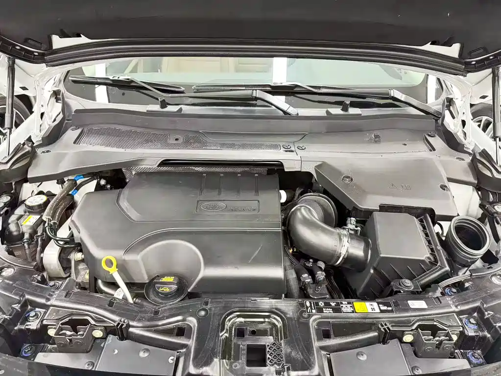 Land Rover Discovery Sport — миниатюра 23