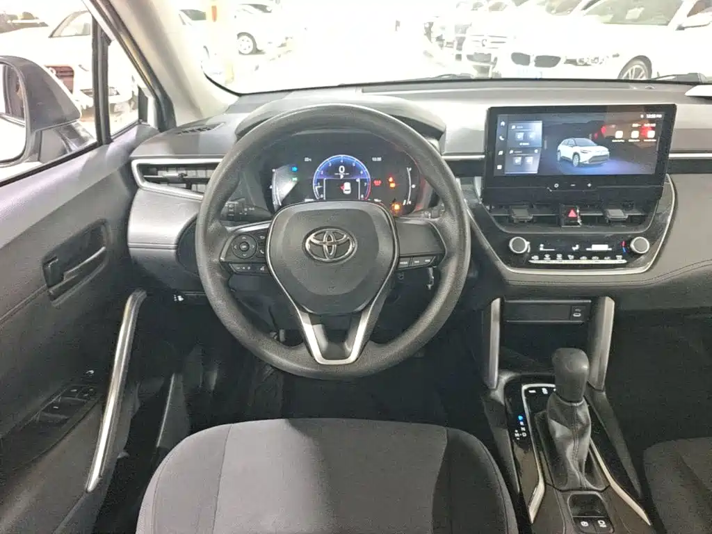 Toyota Frontlander — миниатюра 11