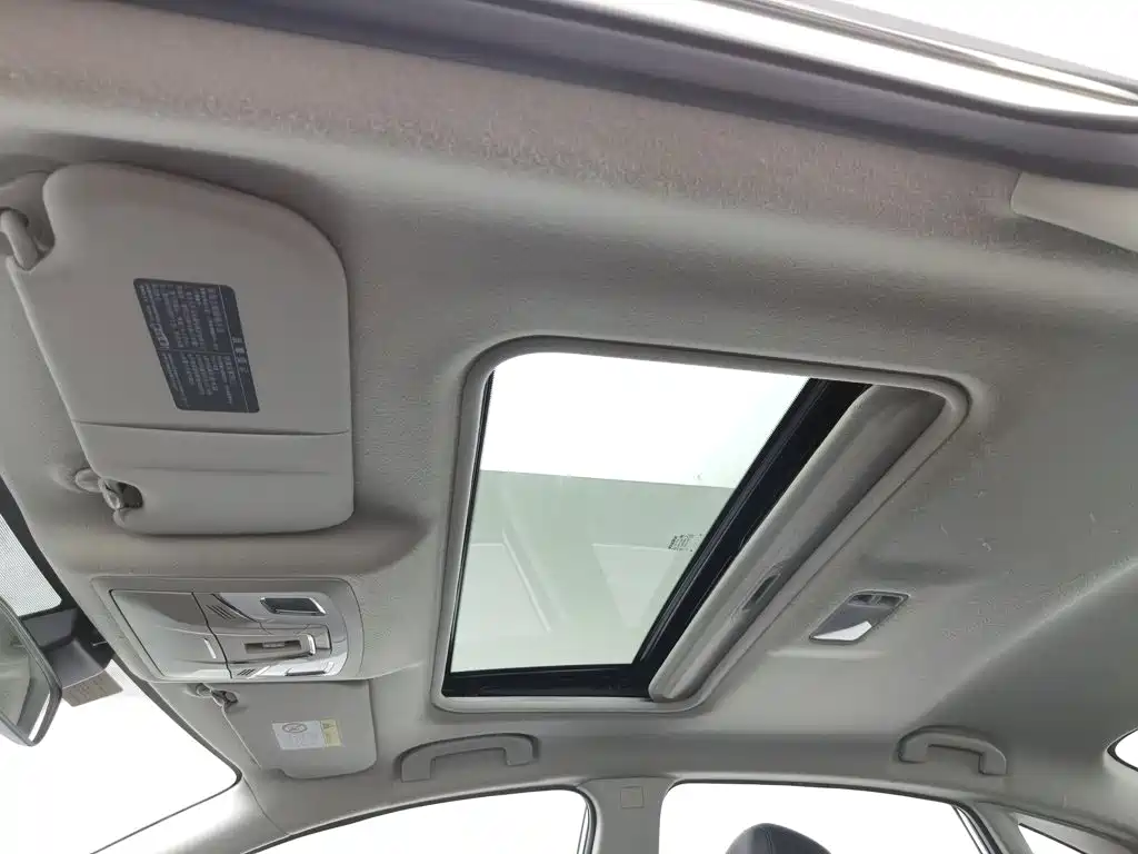 Nissan Sylphy — миниатюра 14