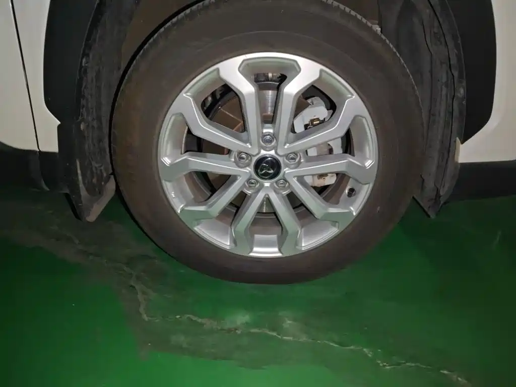 Toyota Frontlander — миниатюра 8