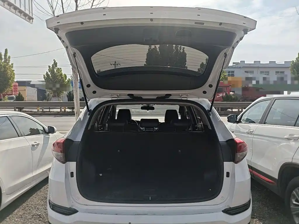 Hyundai Tucson — миниатюра 19