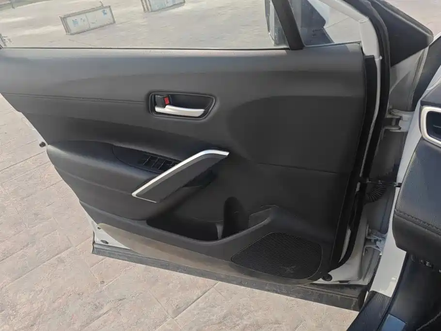 Toyota Frontlander — миниатюра 7