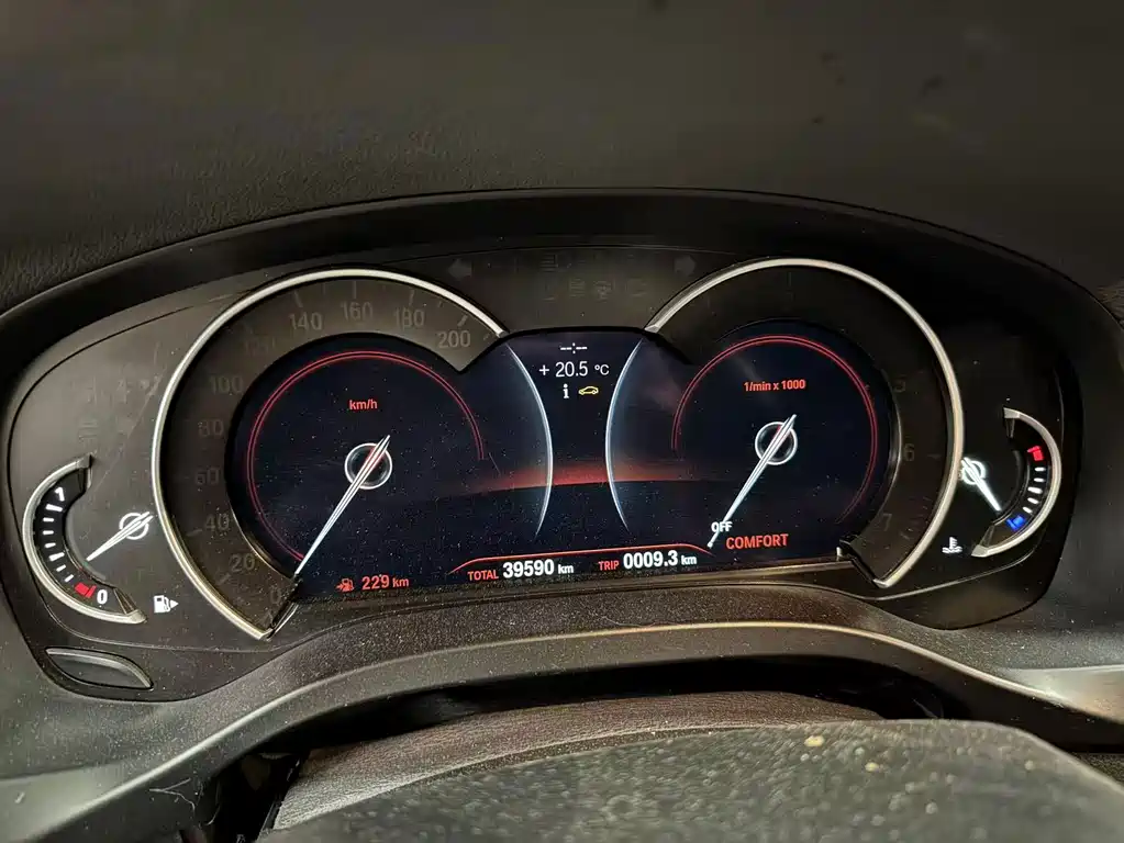 BMW X4 — миниатюра 6