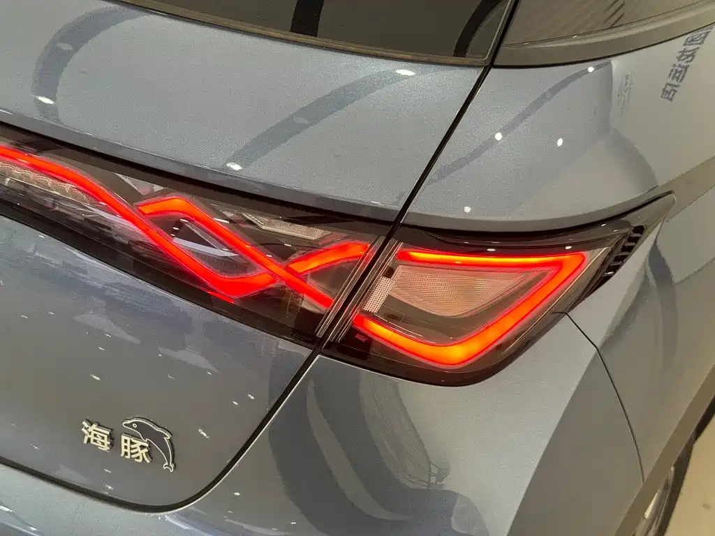 BYD Dolphin — миниатюра 6