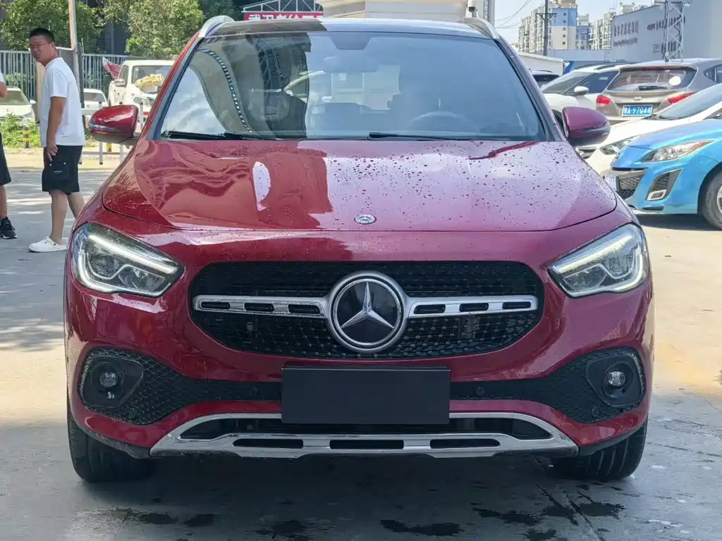 Mercedes-Benz GLA — миниатюра 2