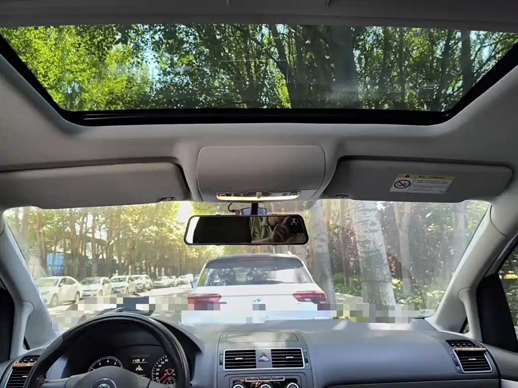 Volkswagen Touran — миниатюра 14