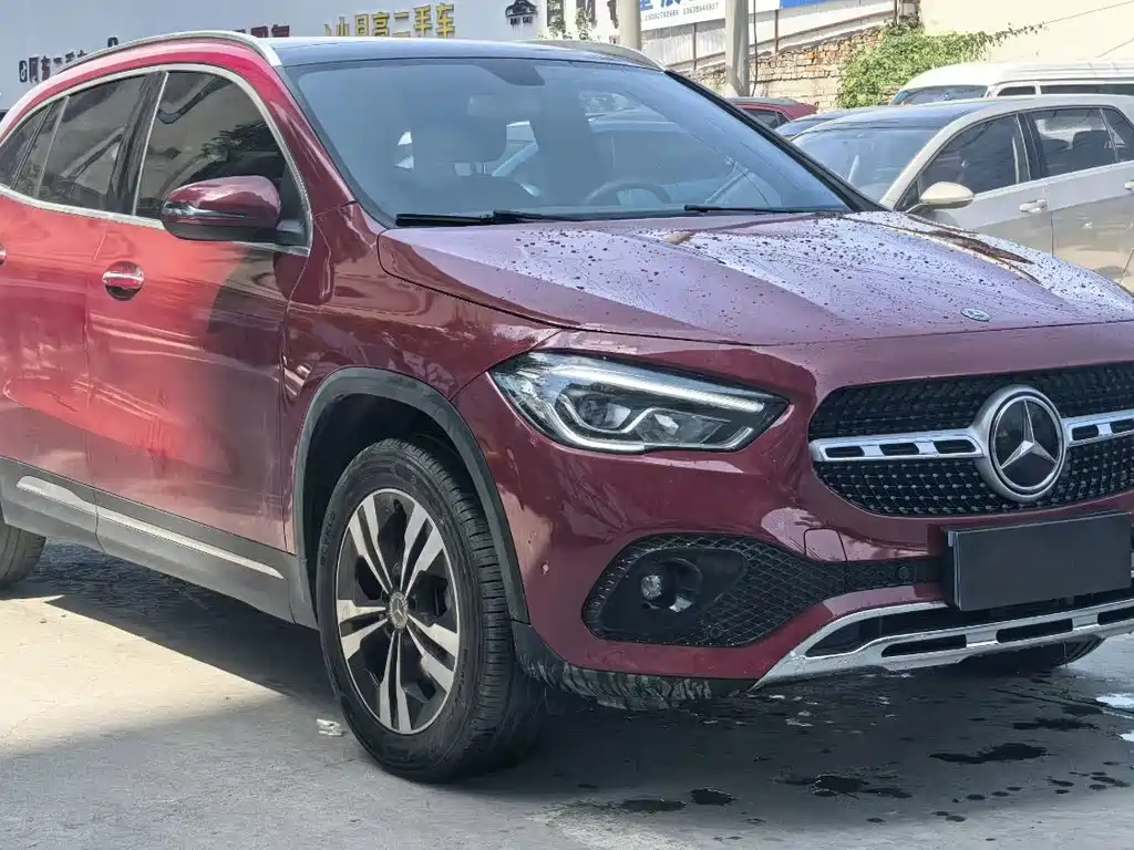Mercedes-Benz GLA — миниатюра 3