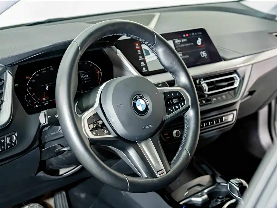 BMW 2 Series (Import) — миниатюра 10