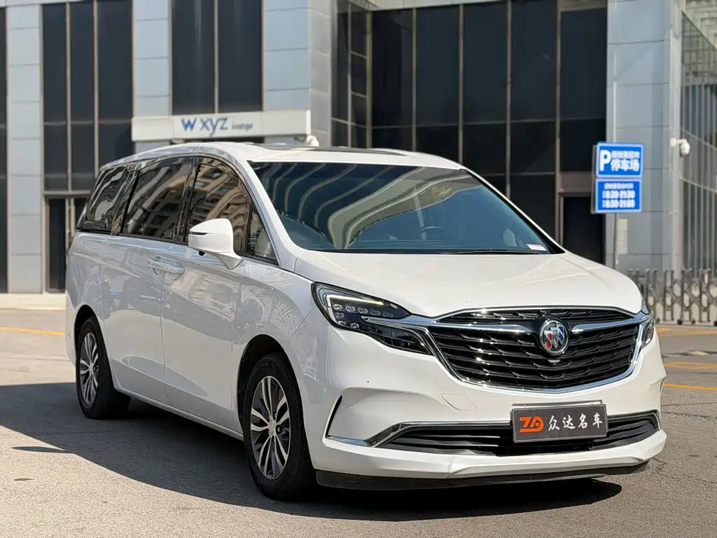 Buick GL8 — миниатюра 3