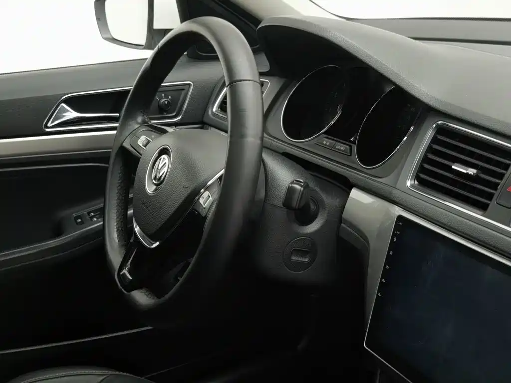 Volkswagen Lavida — миниатюра 22