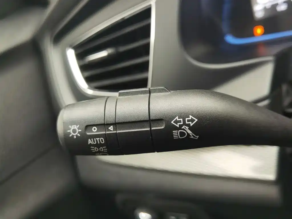 Roewe 360 — миниатюра 21