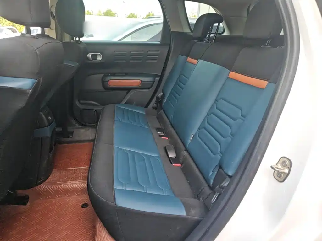 Citroen C4 Aircross — миниатюра 17