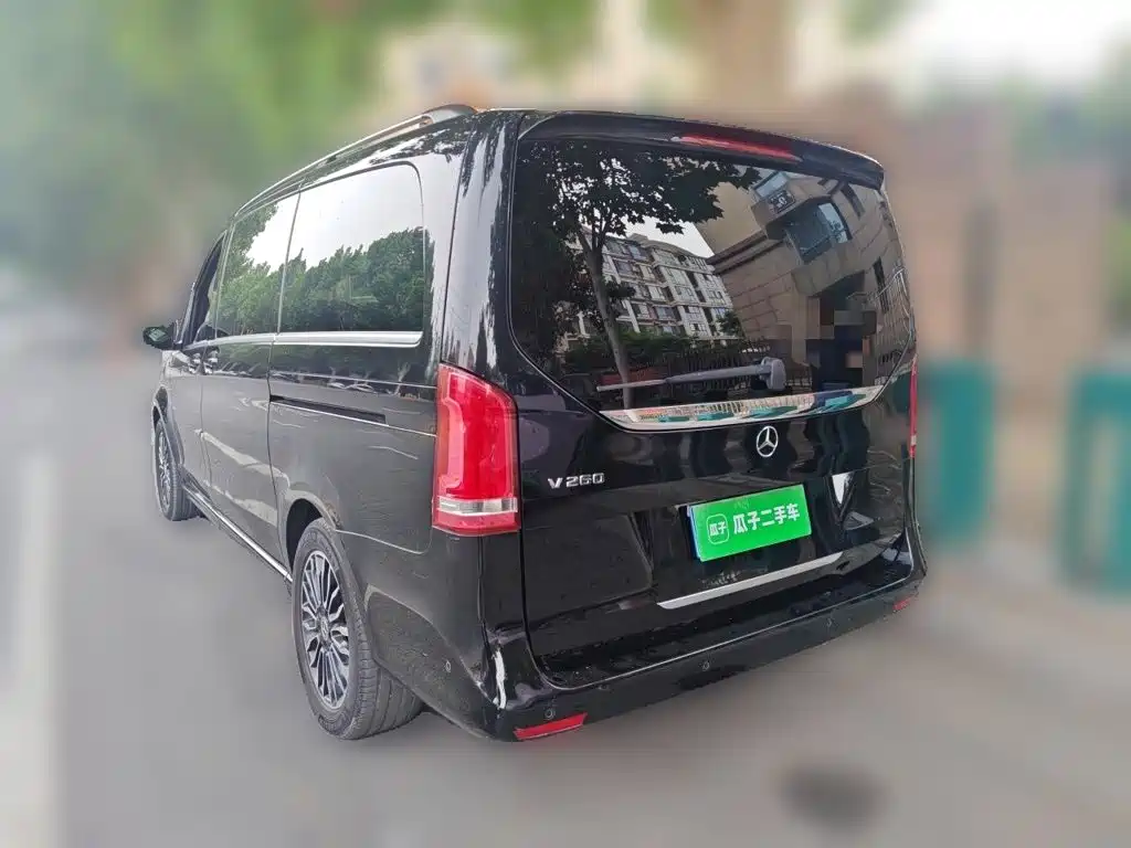 Mercedes-Benz V-Class — миниатюра 25