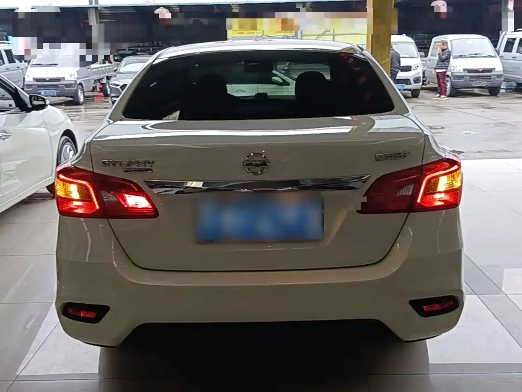 Nissan Sylphy — миниатюра 6