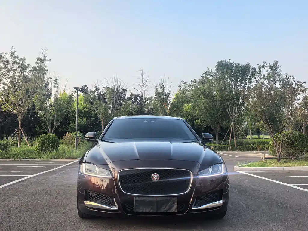 Jaguar XFL — миниатюра 2
