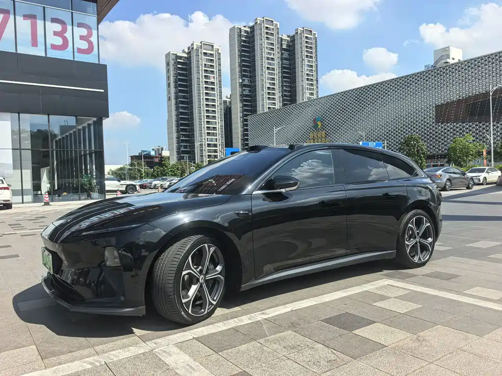 NIO ET5T — миниатюра 2