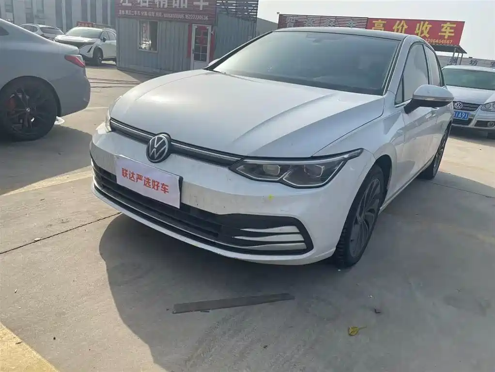 Volkswagen Golf 2022