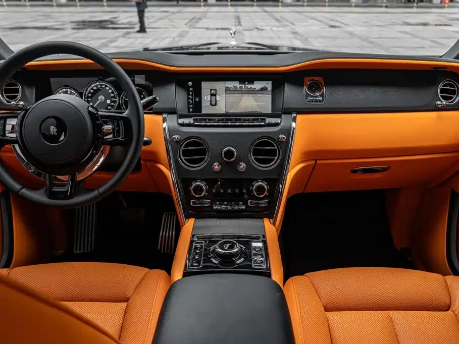 Rolls-Royce Cullinan — миниатюра 16