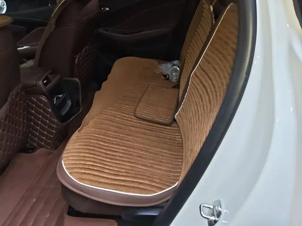 Buick Envision Plus — миниатюра 18