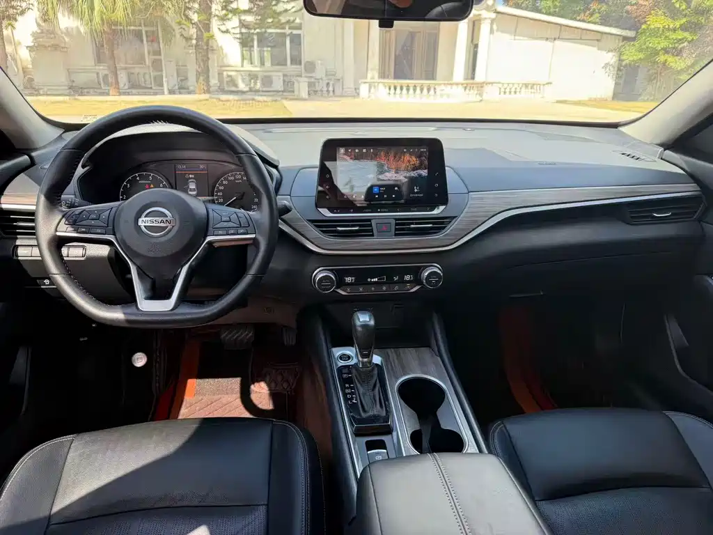 Nissan Teana — миниатюра 4