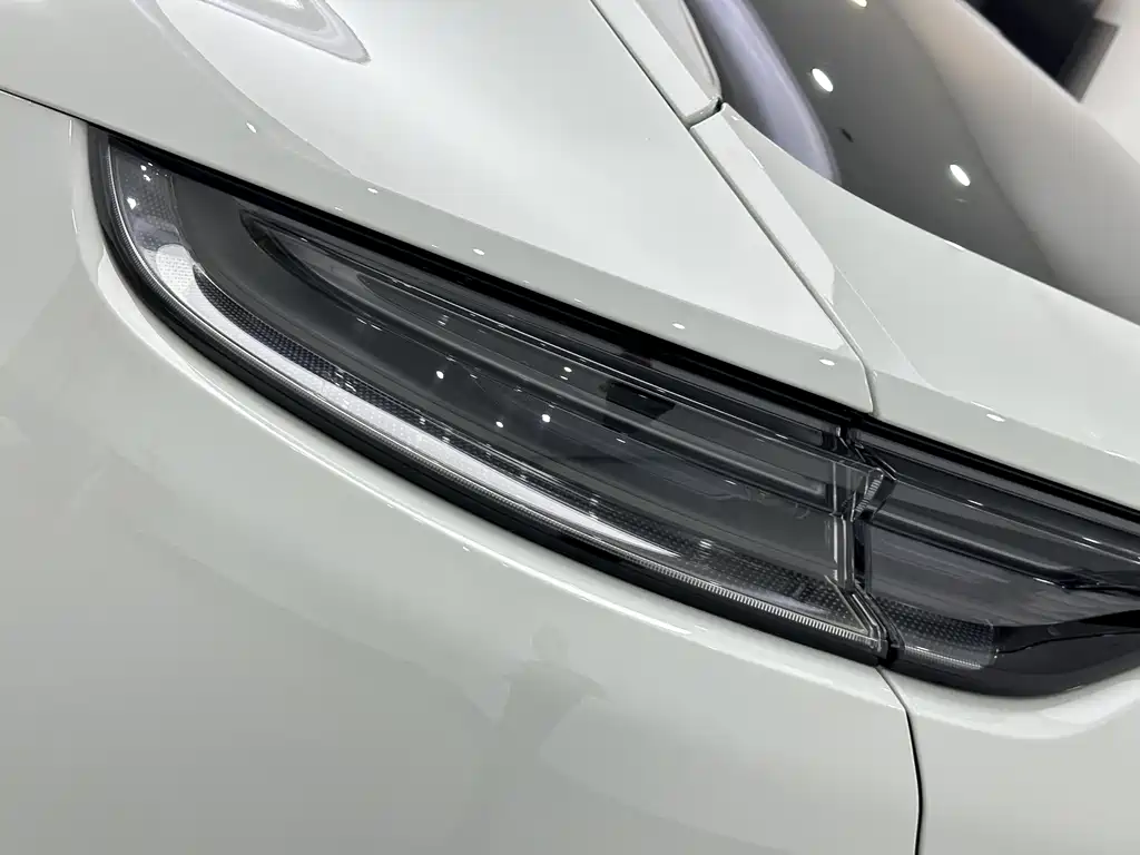 Porsche Panamera — миниатюра 20