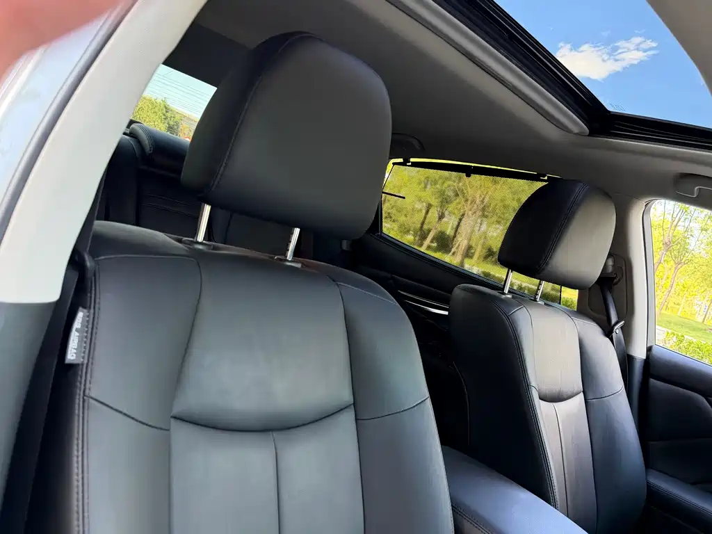 Infiniti Q70 — миниатюра 19