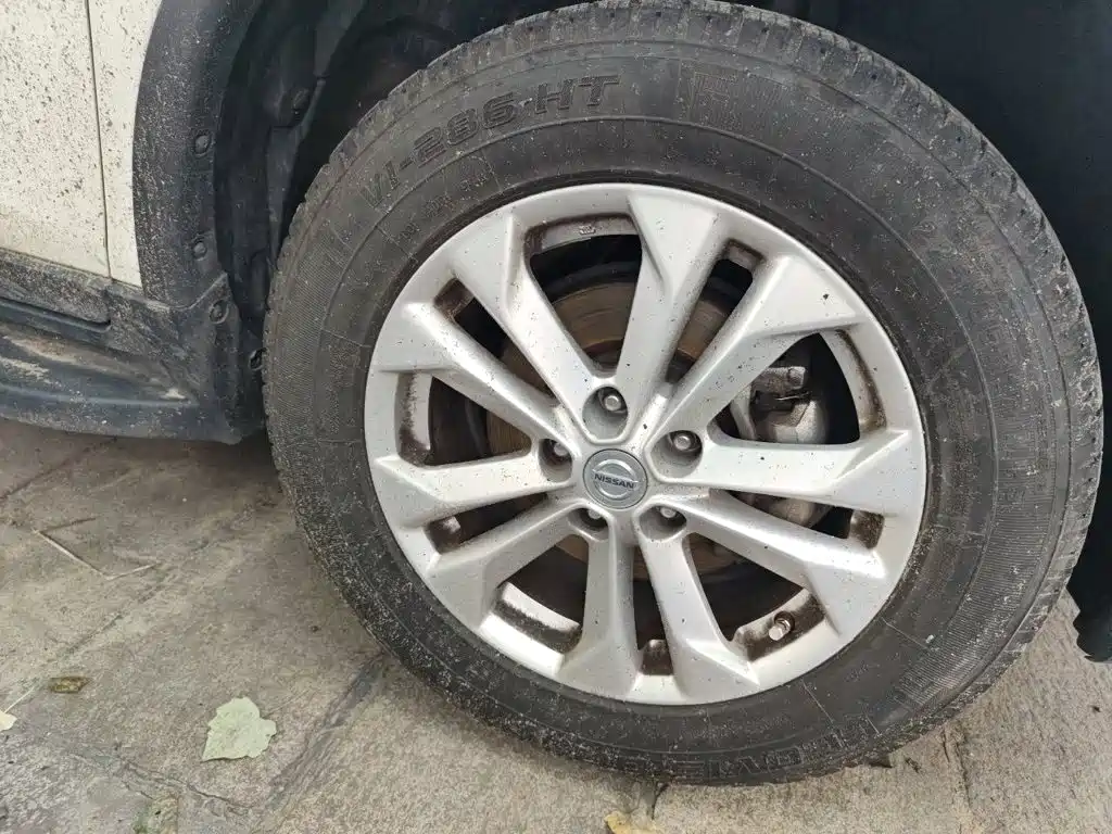 Nissan X-Trail — миниатюра 24