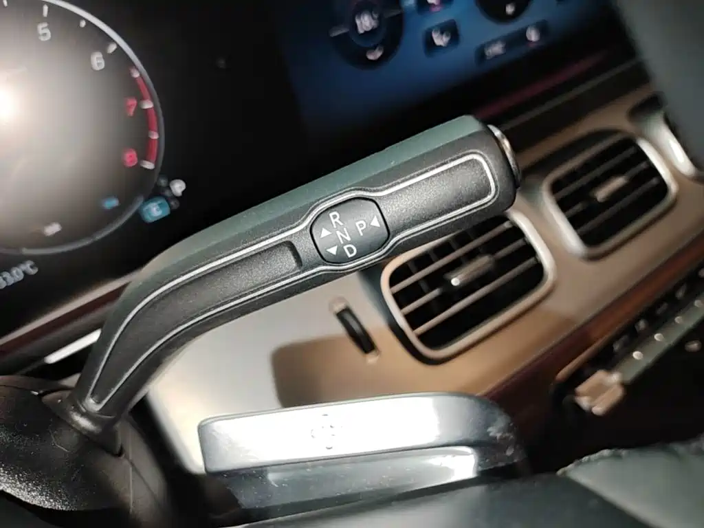 Mercedes-Benz GLE (Import) — миниатюра 14