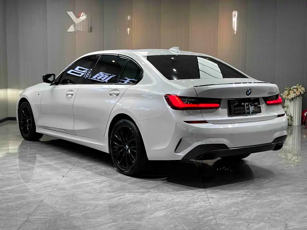 BMW 3 Series — миниатюра 5