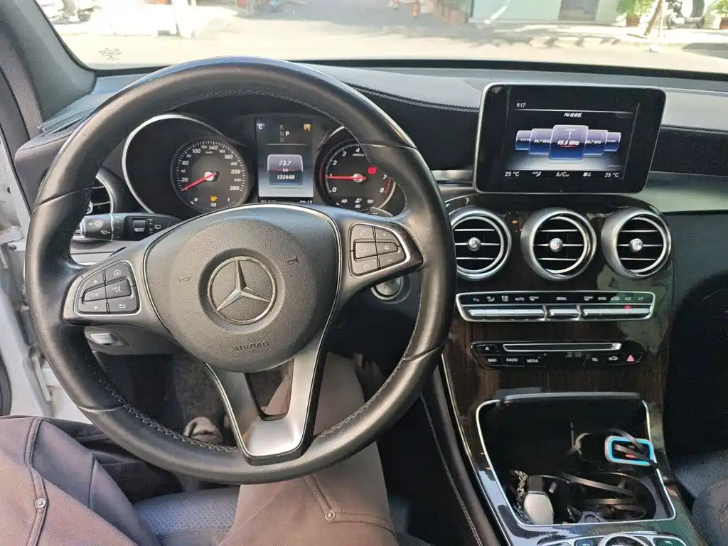 Mercedes-Benz GLC — миниатюра 9