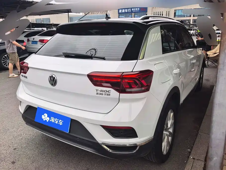 Volkswagen T-Roc — миниатюра 3
