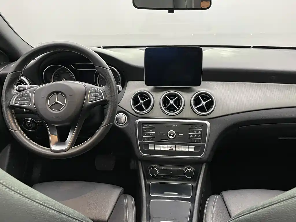 Mercedes-Benz CLA (Import) — миниатюра 7