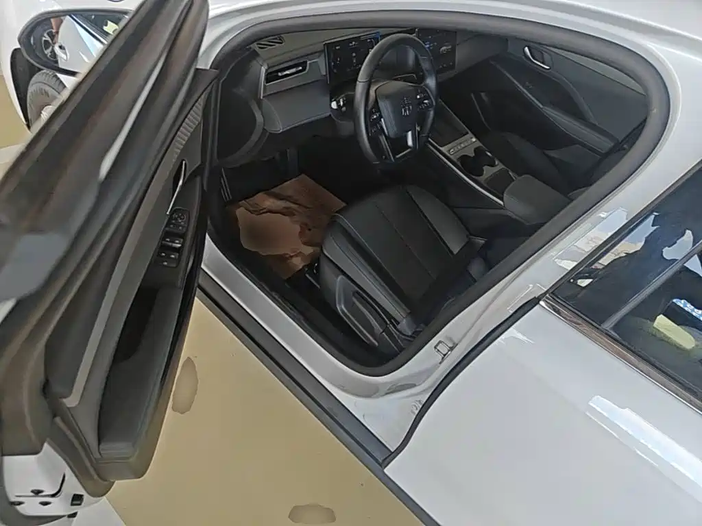 BYD Qin PLUS — миниатюра 16